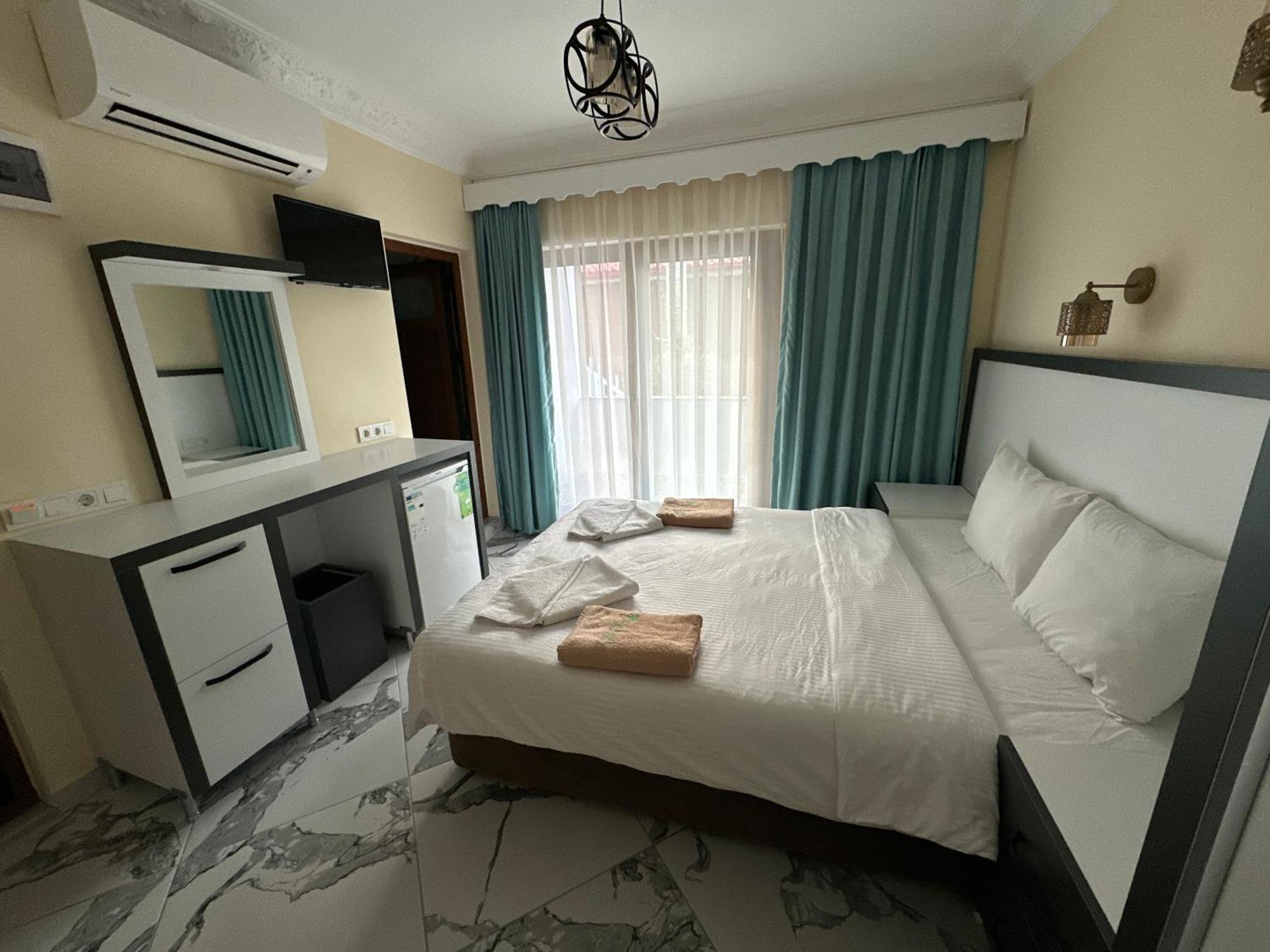 Palm Konak Hotel Cirali Bagian luar foto